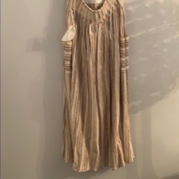 Linen blend Halter sundress NWT - Picture 7 of 9